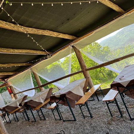 Locanda Agrogallo Carro Eksteriør billede